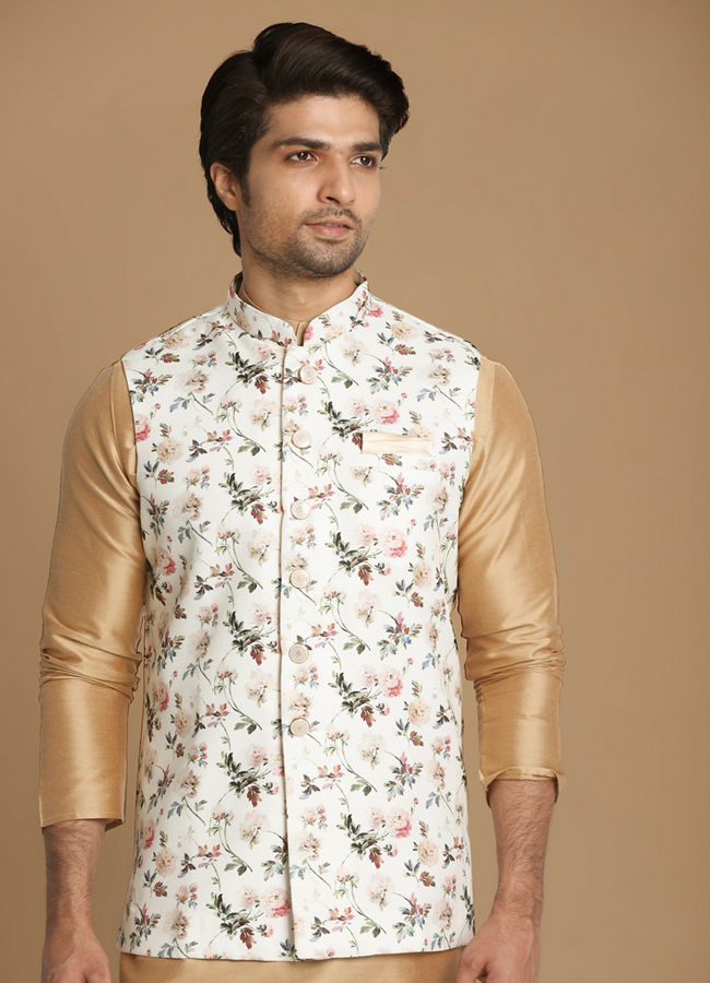 alt message - Manyavar Men Light Colored Floral Jacket image number 0